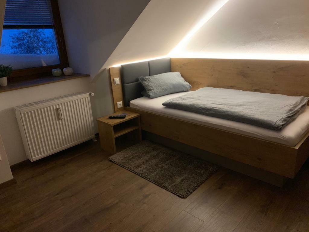 Pension Fewo Schwaerzer Weiherhammer Esterno foto